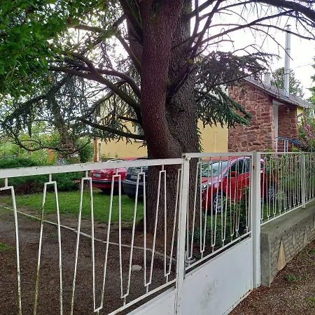 Apartment Clara *